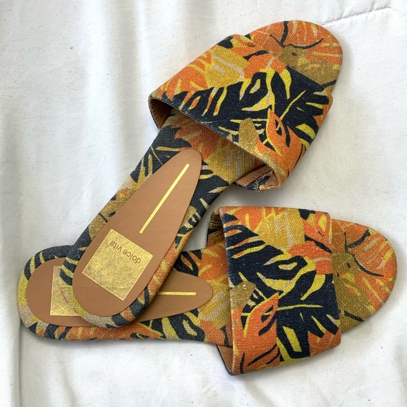 Slip on sandals ✨ - Picture 3 of 6